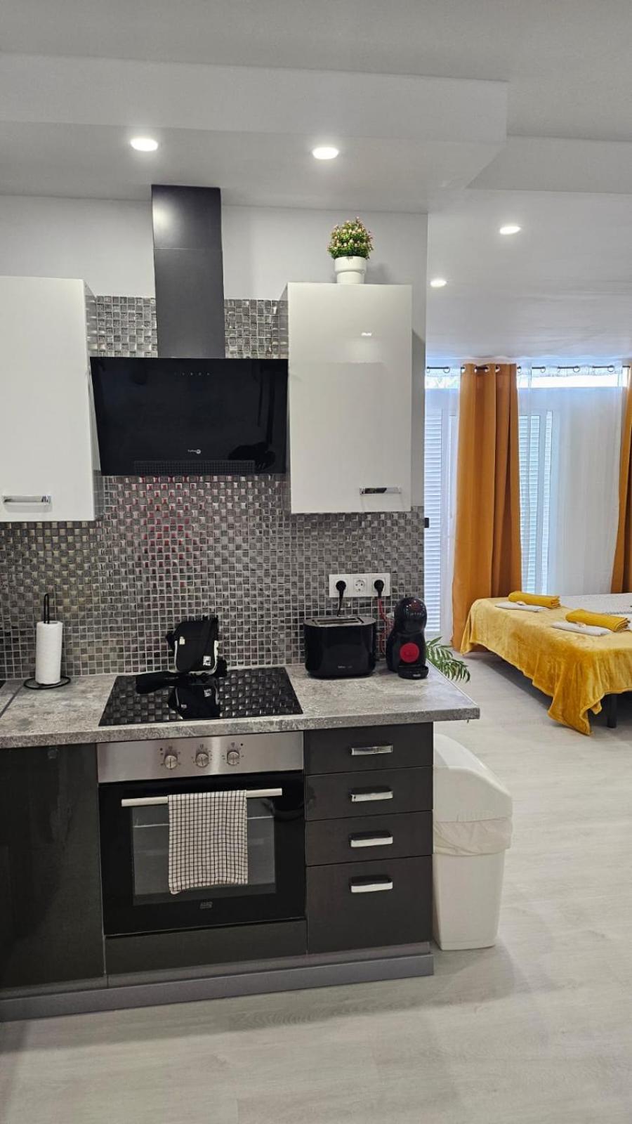 Papagayo Beach Apartments Arona  Exterior foto